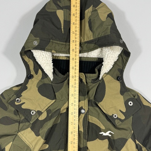 Hollister Jacket Camo Green Sherpa Lined Hooded Bomber Cropped Woman's Small - Picture 8 of 8